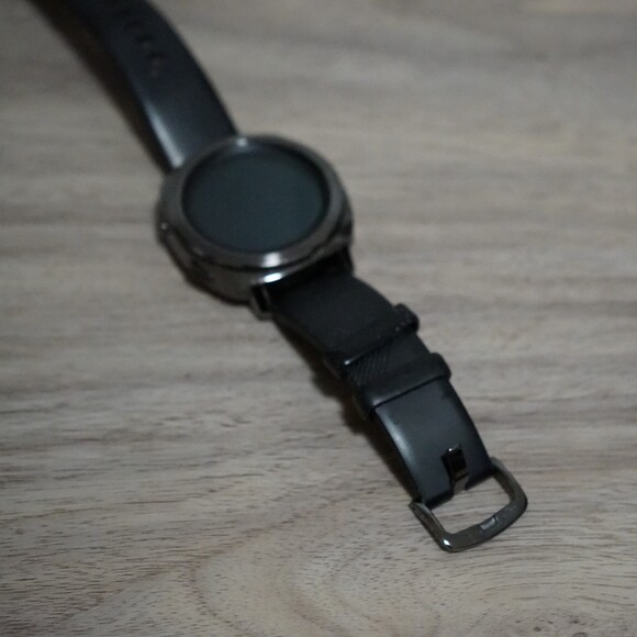 Samsung Gear Sport SM-R600NZKAXAR Black 42mm - Picture 8 of 12